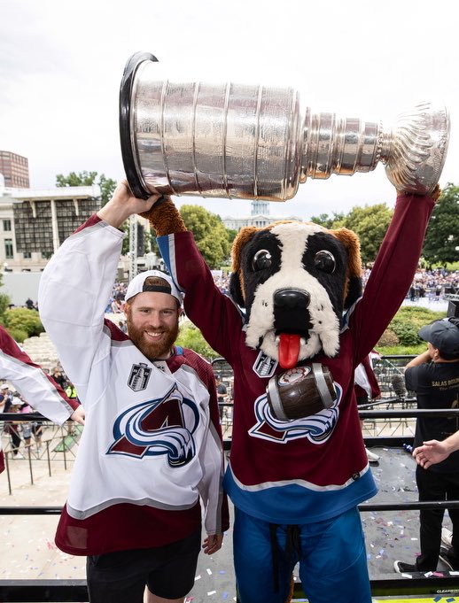 Thursday (10/27):

Starting NEXT WEEK, the Den at St. Burch will move to Thursday night!

6pm -- Hy-Vee (North Dodge IC)
7pm -- Thursday Trivia at <a href="/NewBoCityMarket/">NewBo City Market</a>
7pm -- <a href="/MosleysBarbecue/">Mosley's Barbecue and Provisions</a> North Liberty
8pm -- Thursday Trivia at <a href="/DonnellysIC/">Donnelly's Pub</a> 

Cell Phone/Free Answer: St. Bernard