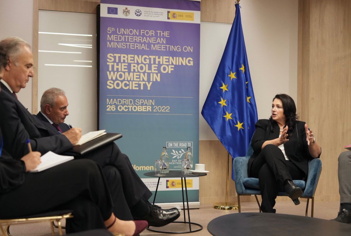 With Nasser Kamel, Secretary General of #UfM I discussed today's Declaration and its clear focus on women’s full participation: - to be financially independent - to take decision-making positions, and - end violence against women and girls. #Women4Mediterranean #UnionOfEquality