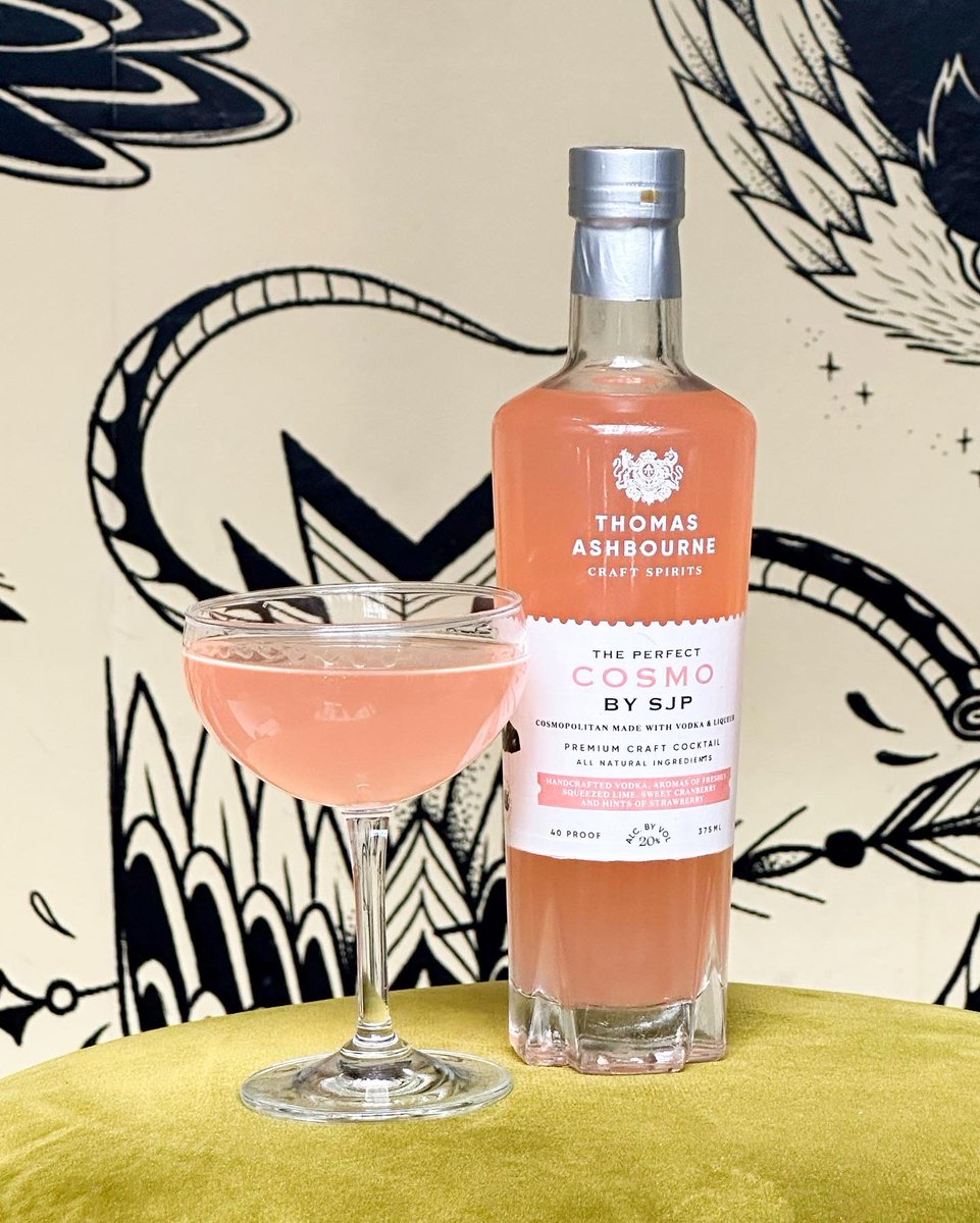ThomasAshbourne's tweet photo. View some of Creative Director Nico de Soto ~spooky~ takes on #ThomasAshbourne cocktails in anticipation of 🎃. 

Find Thomas Ashbourne and have a #wildlydignified #Halloween weekend! 
https://t.co/N3JzH2Jaaa https://t.co/KJThl9FQ1a