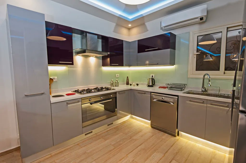 VISTAManufactu1's tweet photo. It's easy to enhance your buyers’ experiences with quality lighting.

Learn how Mini Versa Trim creates a small, narrow LED glow for interior and exterior accent lighting.

*Available in warm, white, natural white, cool white, red, green, &amp; blue.

https://t.co/41hXZ5b4DC https://t.co/Qd6n5STbHc