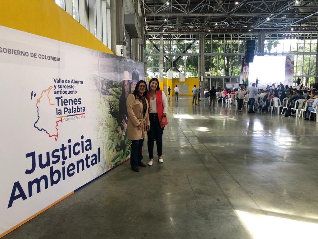 El OIR de las Regiones UNAD (@eloirdelaregion) on Twitter photo #DialogosRegionalesVinculantesOIRUNADpresente #AntioquiaTienesLaPalabra A minutos de empezar el Diálogo Regional Vinculante en Medellín con Sandra Milena Urrutia como delegada del gobierno nacional <a href="/infopresidencia/">Presidencia Colombia 🇨🇴</a> @MinTIC_responde en <a href="/plazamayormed/">Plaza Mayor Medellín</a> #DialogosRegionalesVinculantesOIRUNADpresente #AntioquiaTienesLaPalabra A minutos de empezar el Diálogo Regional Vinculante en Medellín con Sandra Milena Urrutia como delegada del gobierno nacional <a href="/infopresidencia/">Presidencia Colombia 🇨🇴</a> @MinTIC_responde en <a href="/plazamayormed/">Plaza Mayor Medellín</a>