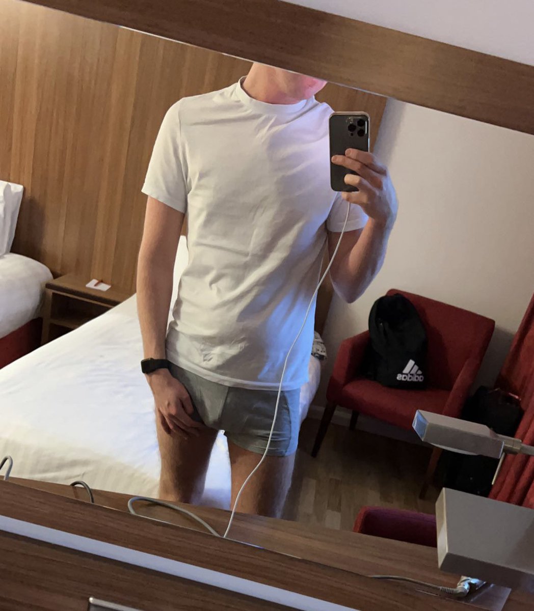 H0rnyboy22's tweet photo. Visiting Newcastle a few months back, had to take a picture, wish I was more thirsty but that week I had some great fun 😈 #cashapp #funweekends #newcastle #paypig #WhatsApp https://t.co/WVxcNnrIxn