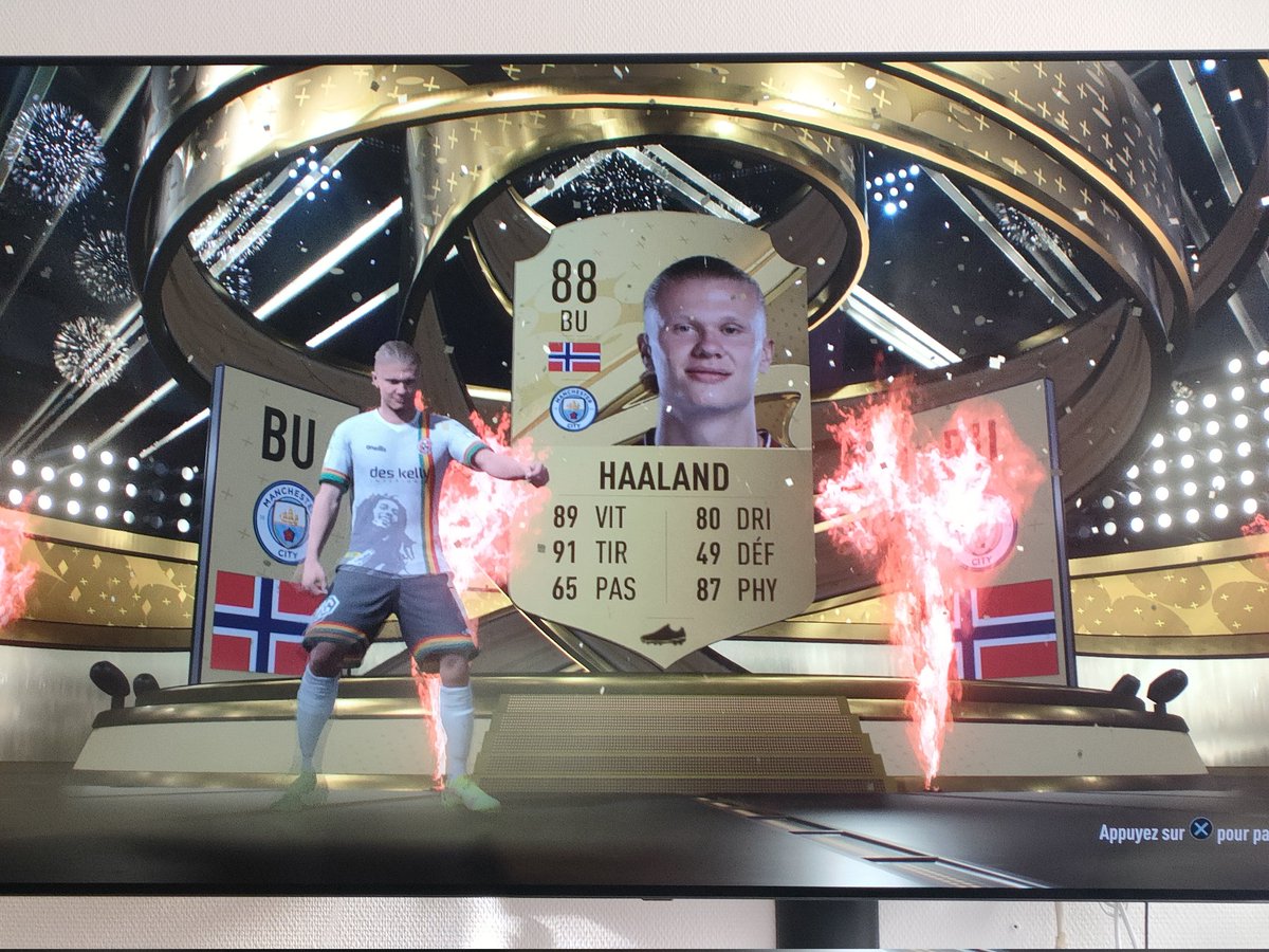 Maxousback59 tweet media