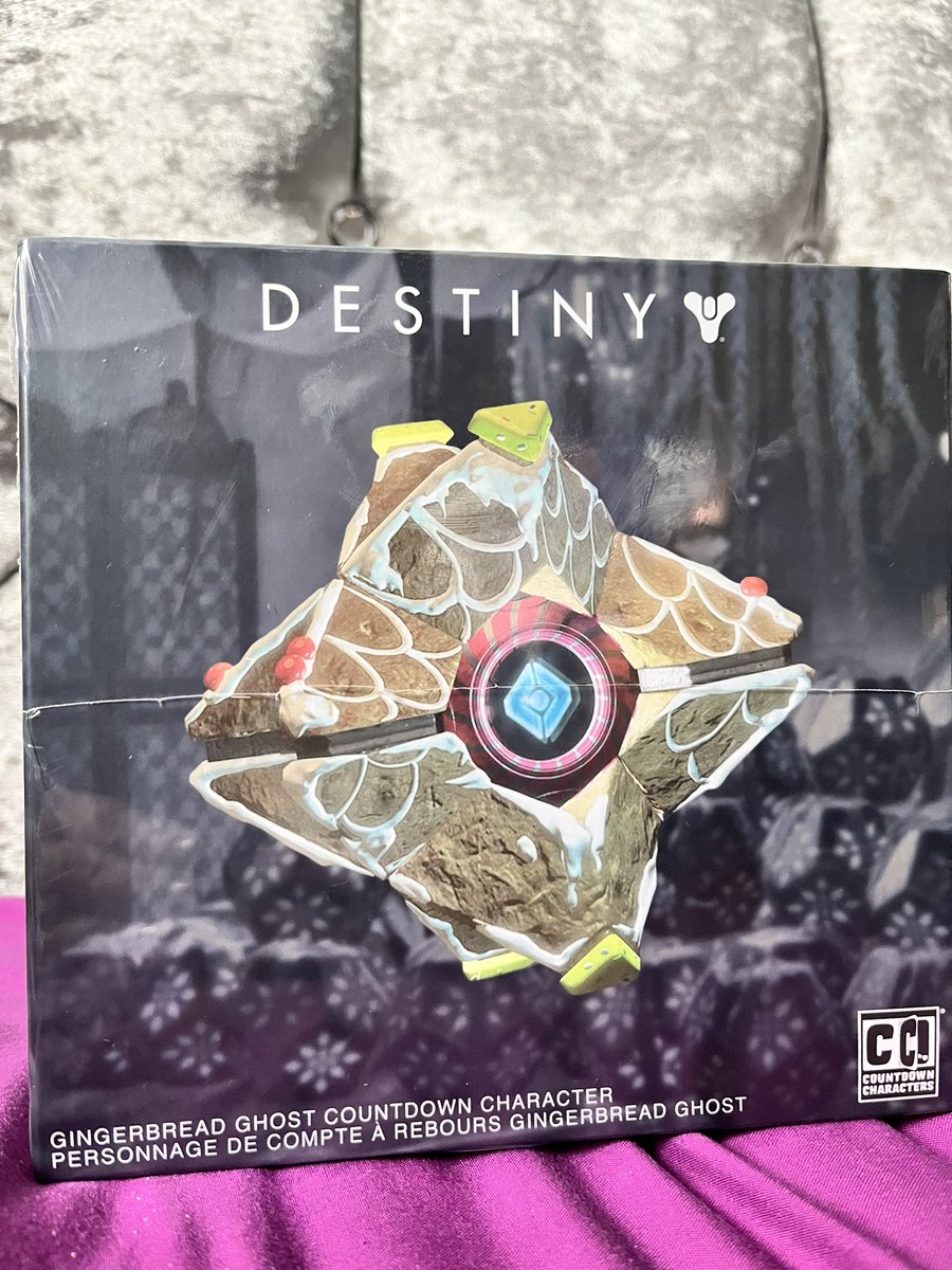 Gaming_kate's tweet photo. Got myself a advent calendar ekkk @Bungie @BungieStore @DestinyGameUK #destiny #advent #ghost #destinyghost #destinyadvent #bungie https://t.co/SGk1evgUZk