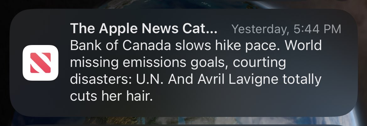 JacobWrighteous's tweet photo. Apple News:
So the economy is collapsing, the world is going to end, UN courting disasters. But Avril Lavigne totally just cut her hair 🤪 https://t.co/DFRPqFmd7O