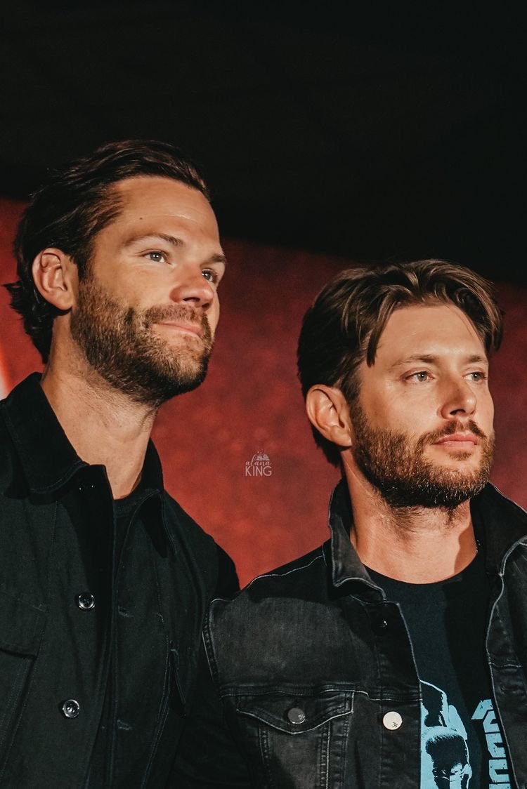 yui_aya_miu's tweet photo. GN my #SPNFamily ^ ^ ❤️❤️#akf #LYSF love u all https://t.co/R6kZKKXXuQ