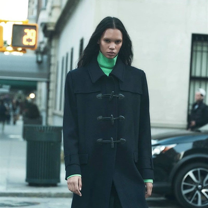 designscene's tweet photo. Photographer #HannaTveite teams up with #JordanDaniels for #MassimoDutti’s latest FW22 womenswear story