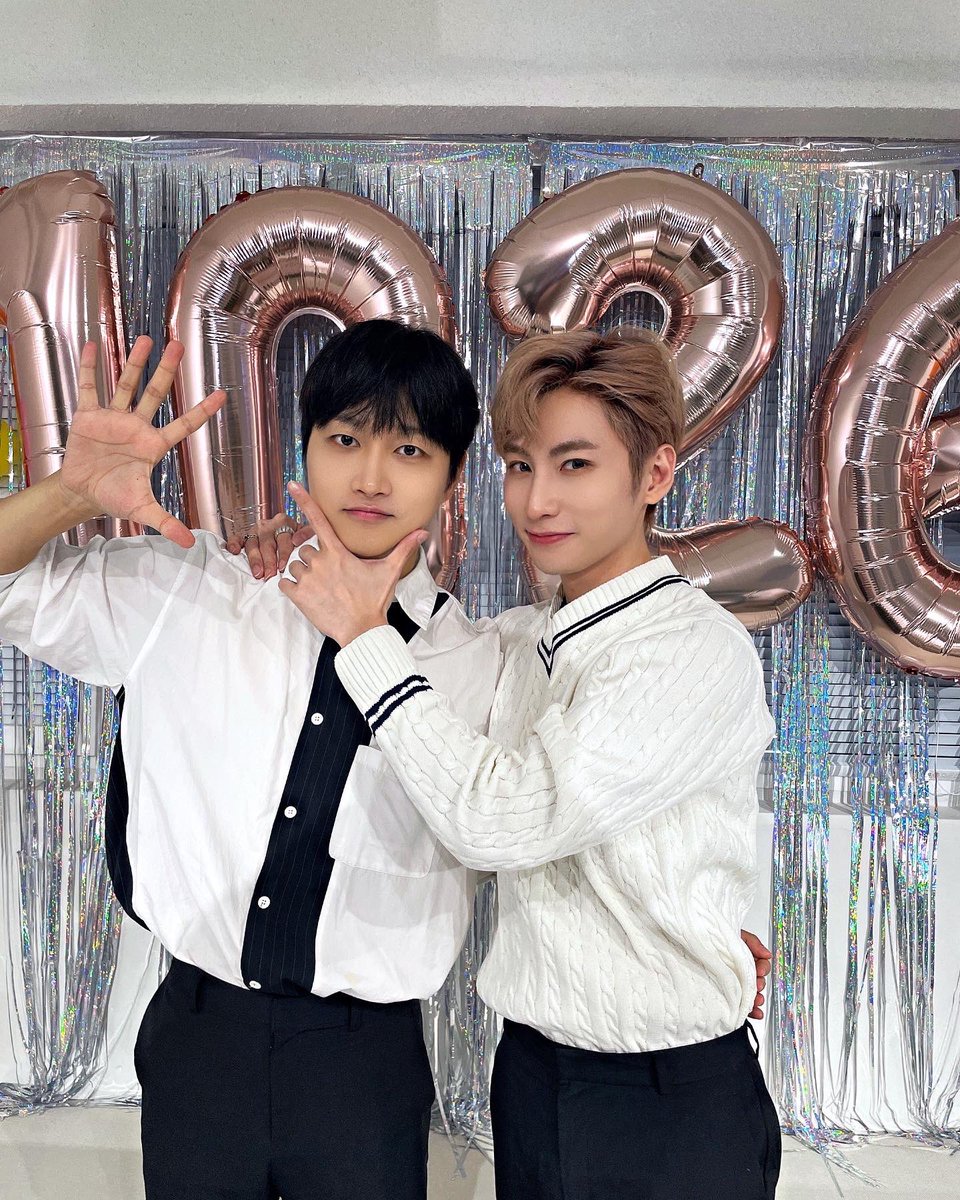 isaacvkm_1212's tweet photo. #인투잇 #IN2IT #지안 #연태 #인호 #JIAHN #YEONTAE #INHO https://t.co/qRoogMOw8V