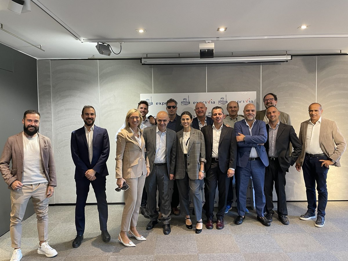 Domenico Raguseo (@domenicoraguseo) on Twitter photo Infrastructure rocks <a href="/DellTechItaly/">Dell Technologies Italy</a> <a href="/RedHatItaly/">Red Hat Italy</a> <a href="/VMware_IT/">VMware_IT</a> <a href="/OracleItalia/">Oracle Italia</a> <a href="/fzarri/">Fabrizio Zarri</a> <a href="/Jacopo_Nai/">Jacopo Nairoukh</a> <a href="/mindennit/">Monica Indennitate</a> #ApuliaCybersecurityForum #CyberSecMonth #thinkb4uclick Infrastructure rocks <a href="/DellTechItaly/">Dell Technologies Italy</a> <a href="/RedHatItaly/">Red Hat Italy</a> <a href="/VMware_IT/">VMware_IT</a> <a href="/OracleItalia/">Oracle Italia</a> <a href="/fzarri/">Fabrizio Zarri</a> <a href="/Jacopo_Nai/">Jacopo Nairoukh</a> <a href="/mindennit/">Monica Indennitate</a> #ApuliaCybersecurityForum #CyberSecMonth #thinkb4uclick