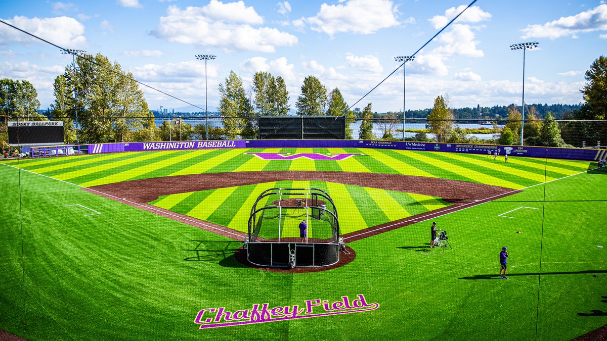 What an amazing view of Chaffey Field at Husky Ballpark. AstroTurf is proud to partner with @UW_Baseball on this recent Diamond Series installation. #AstroTurf #OnOurTurf #CollegeBaseball #baseball @UWAthletics @UW @JKelly_49 @BillyBallTime7