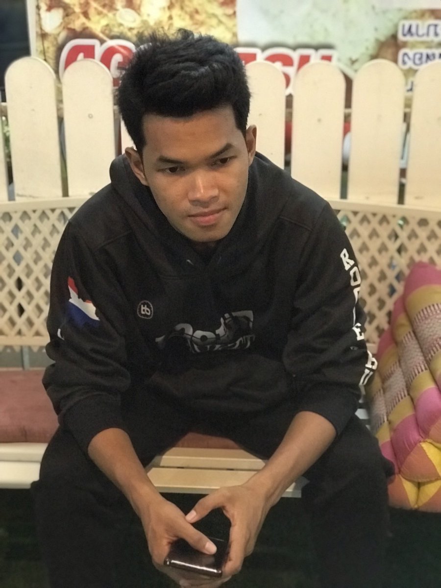 Connack4's tweet photo. คุณจะรู้สึกเจ็บ เมื่อรู้ว่าเขาไม่ได้รักคุณ
แต่คุณจะรู้สึกเจ็บมากกว่า เมื่อรู้ว่าเขารักใคร
#ตากล้อง https://t.co/CLUPFeP4gL