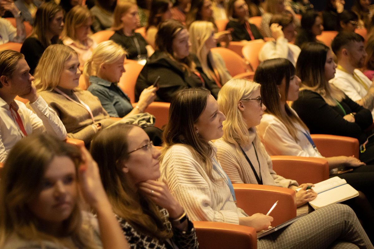 olivverjames's tweet photo. Had a great time yesterday speaking all things TikTok marketing at the #FanbytesLIVE event in London 🎤 https://t.co/s4dNH5CG2d