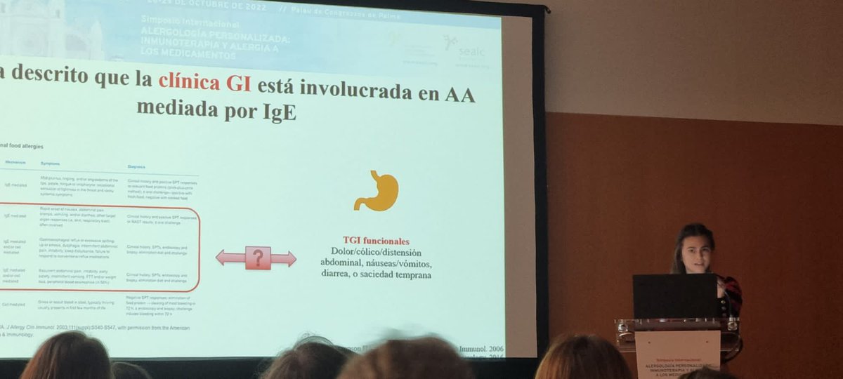 CAL_SCAIC's tweet photo. Desde la #SEAIC2022 @SEAIC_Alergia la Dra. Ruano, presentando la comunicación oral sobre el papel de la #alergiaLTP y los trastornos de #motilidad #intestinal…, trabajo multidisciplinar necesario con #Gastroenterology #alergologiaygastroenterologia https://t.co/TXFLxH6sry