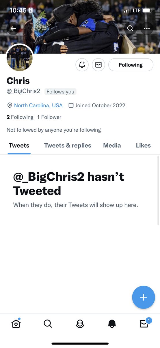 Y’all do me a favor and follow my pops for me @_bigChris2!!!!!