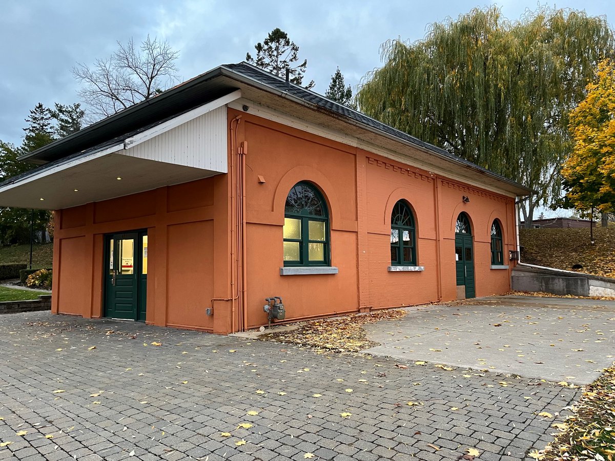 FSC_Ontario's tweet photo. Chris Wilkinson from Impirica  is the guest speaker today at the @FSC_Ontario Hamilton Niagara Chapter at their new location, The Elizabeth Street Pumphouse in Grimsby. 

Click here for more information on the H/N Chapter: https://t.co/jB3W7G1Oo2 https://t.co/SeGOV79uod