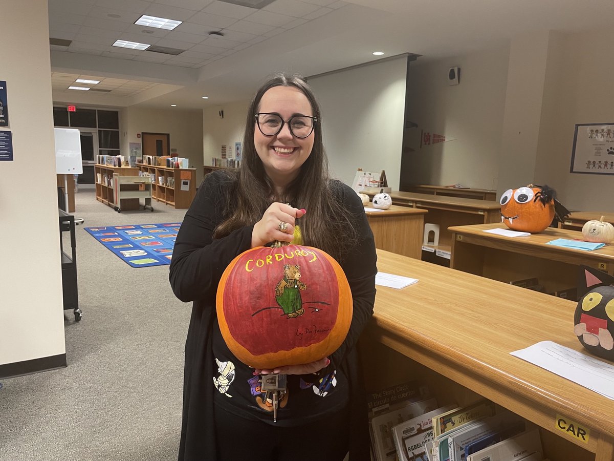 WoodviewLibrary tweet media