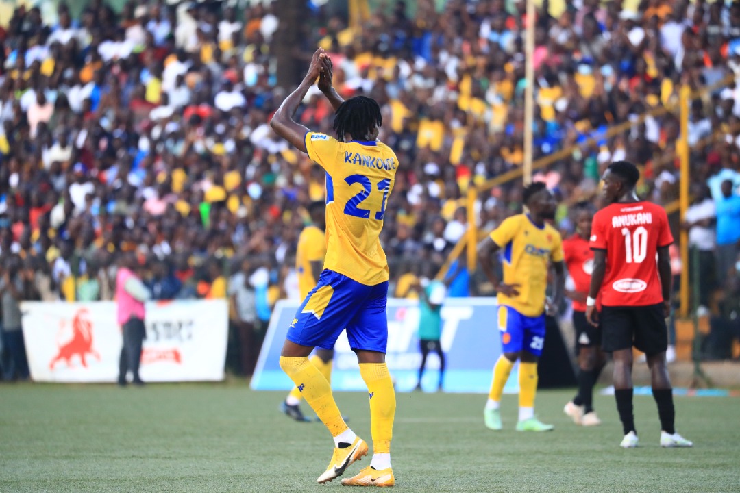 SimonKankonde's tweet photo. Asante kwa usaidizi wako Cityzens. Zaidi ya hayo kila mchezo kila wiki. Tunaenda tena #KCCAFC 🫶 https://t.co/ZwyrCrr63l