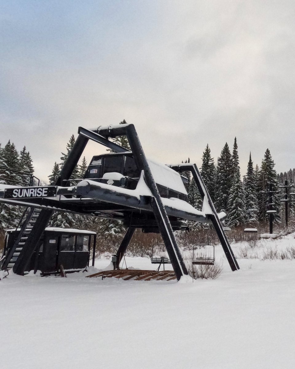 SolitudeMTN's tweet photo. 31 inches of new snow in October. 🤘

📸: @GoPro #GoPro https://t.co/38WitJZaCi
