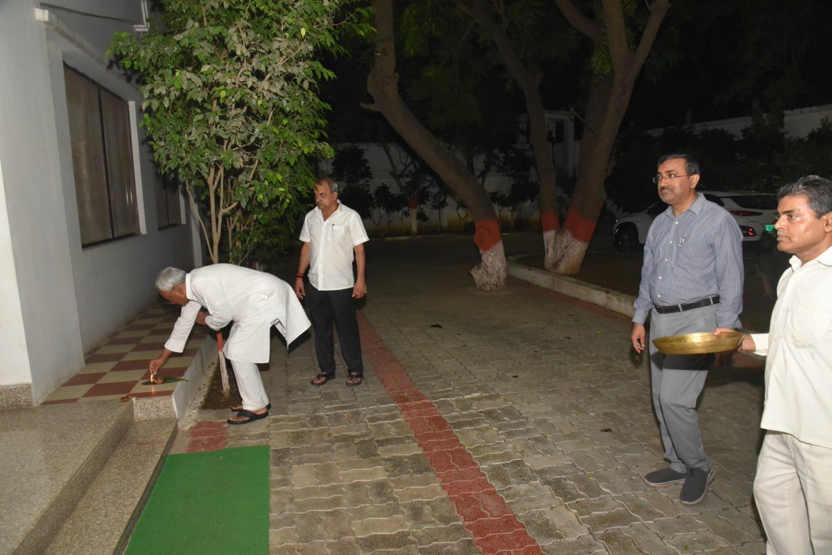 Harendra_Bsingh's tweet photo. https://t.co/bH8nJ0fROM