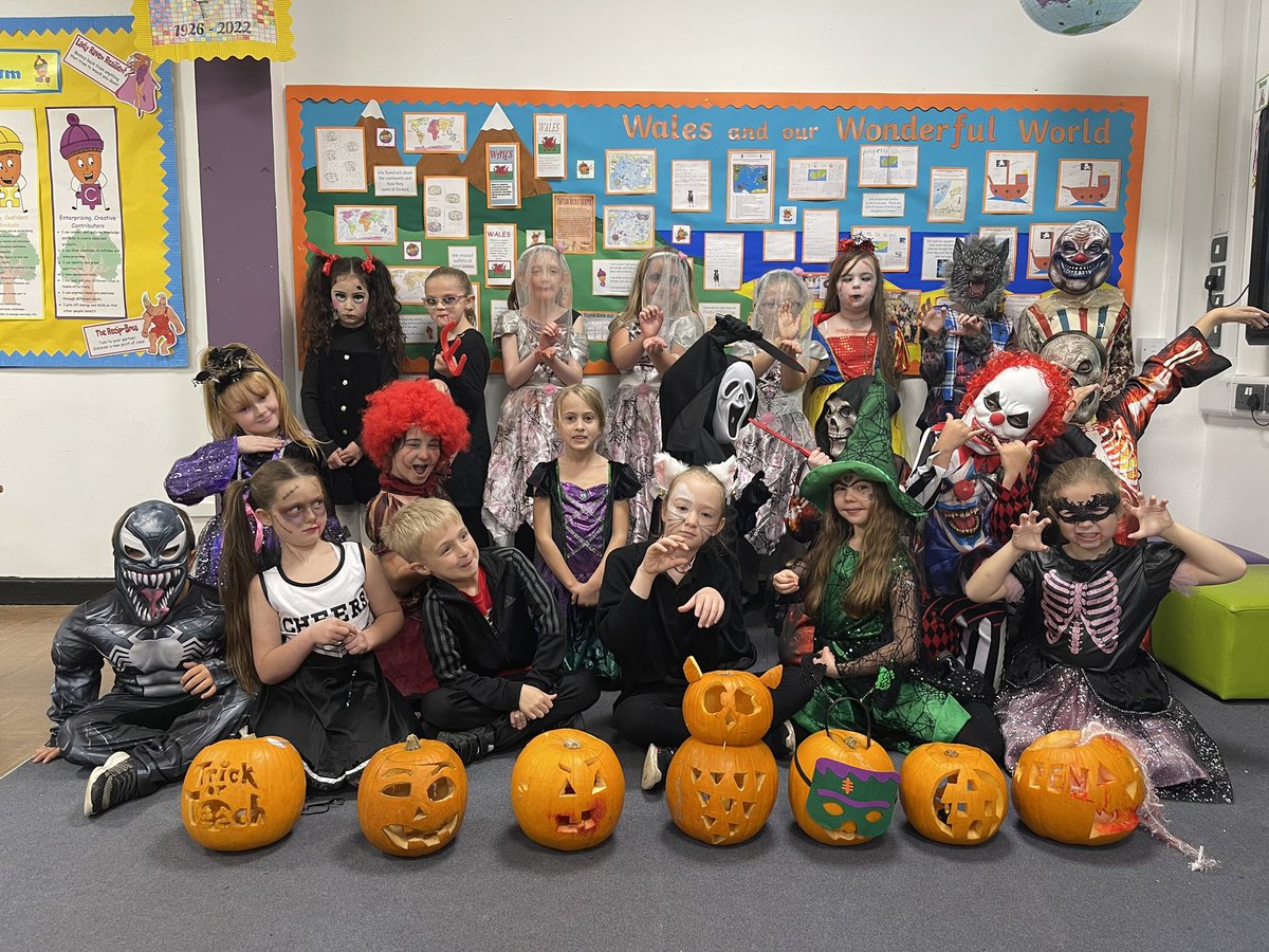 CGPrimary's tweet photo. 👻🎃Class 6 have had a great time during our Halloween Fun Day 🎃👻 #Halloween #CGPComm https://t.co/P55DIEwazE