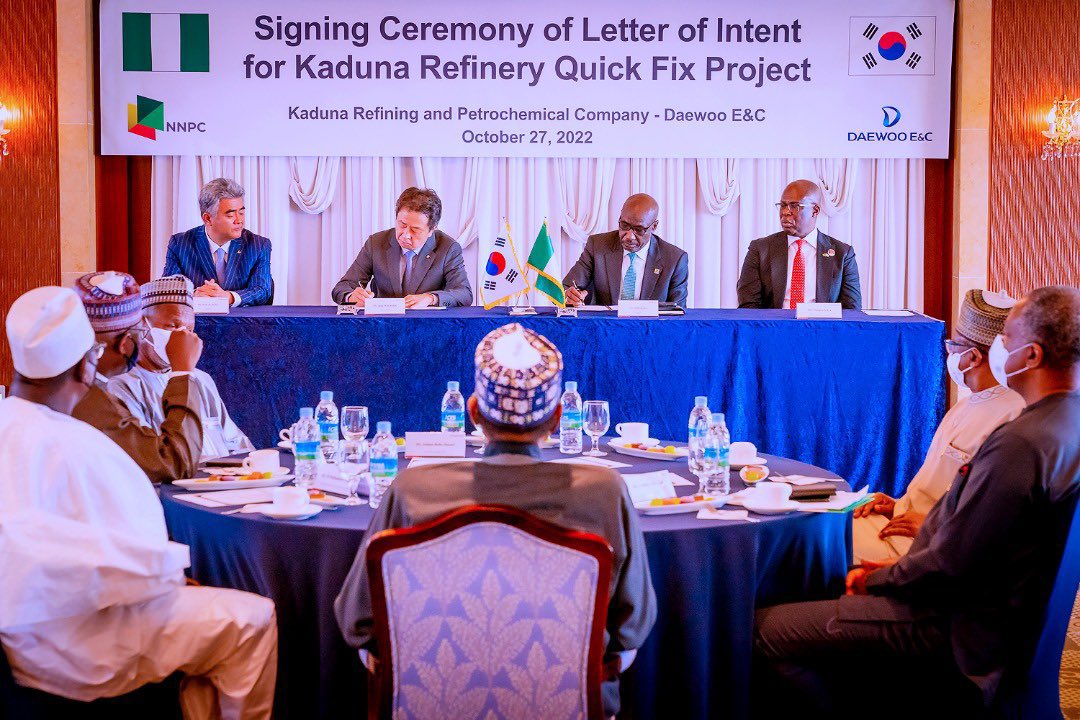 Geoffrey Onyeama tweet media