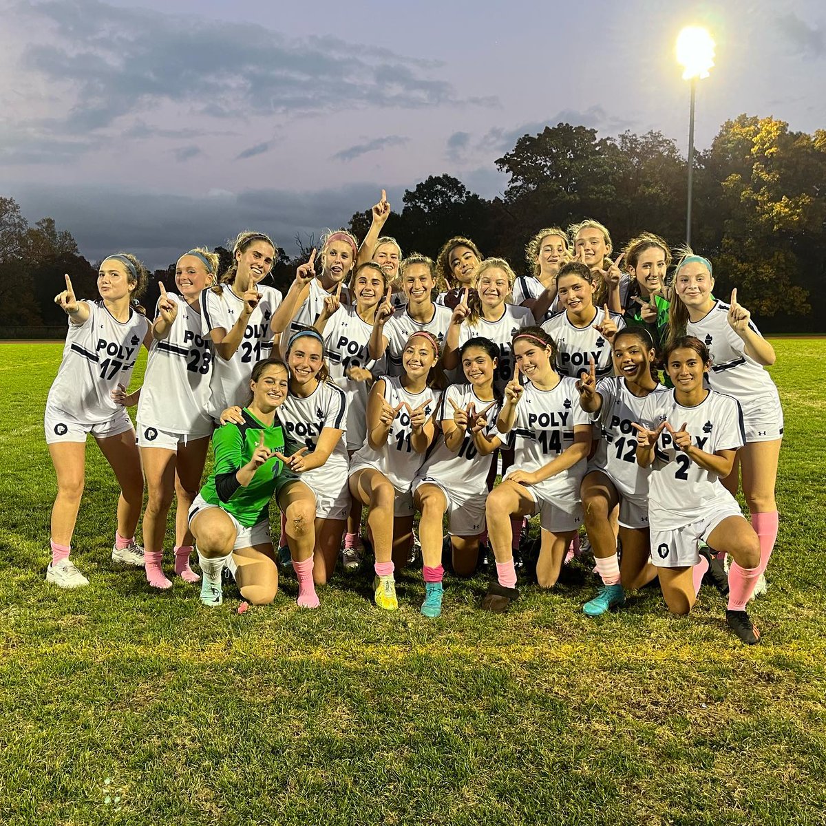 polyprep's tweet photo. Congratulations to #PolyPrep Blue Devils Girls’ Soccer, who clinched the top spot in the Ivy Prep League yesterday defeating Hackley while in Tarrytown.  #iplchampions #ivyprepsports #victory https://t.co/TUoiAGmeWN