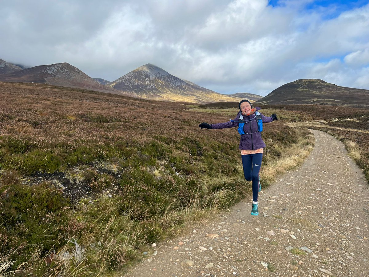 Solvitur ambulando - a Latin phrase that means 'it is solved by walking' and it is one of my favourites! 

Even if that walk often turns into a run! 

#runsome #outside #mentalhealth #explore