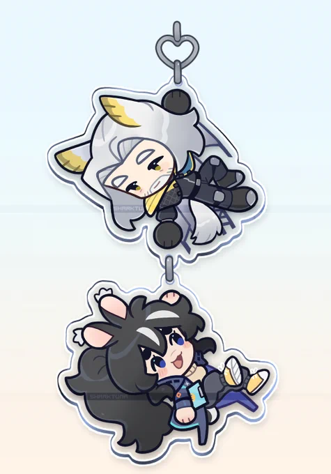 making a little helladoc link charm for myself hehehehehehehe 