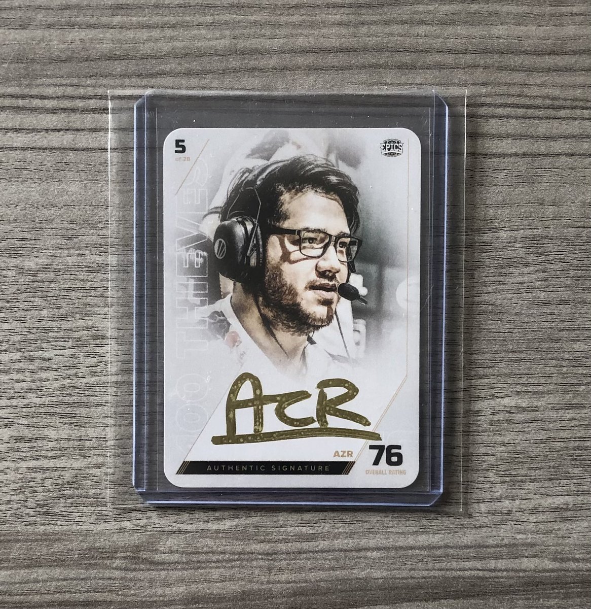 lu1gi_csgo's tweet photo. This was our latest pull from a 2020 large box last weekend! π₯ π₯
I pulled this one for @roil23391111 and I couldnβt be happier! π₯Ή
#KolexCards | via https://t.co/xlUnsPzyN1
#KolexGG #EpicsGG #csgocards #CSGO #ESLCS #eSports #gaming #thehobby #whodoyoucollect #100T #IEM https://t.co/zbRkevg8TK