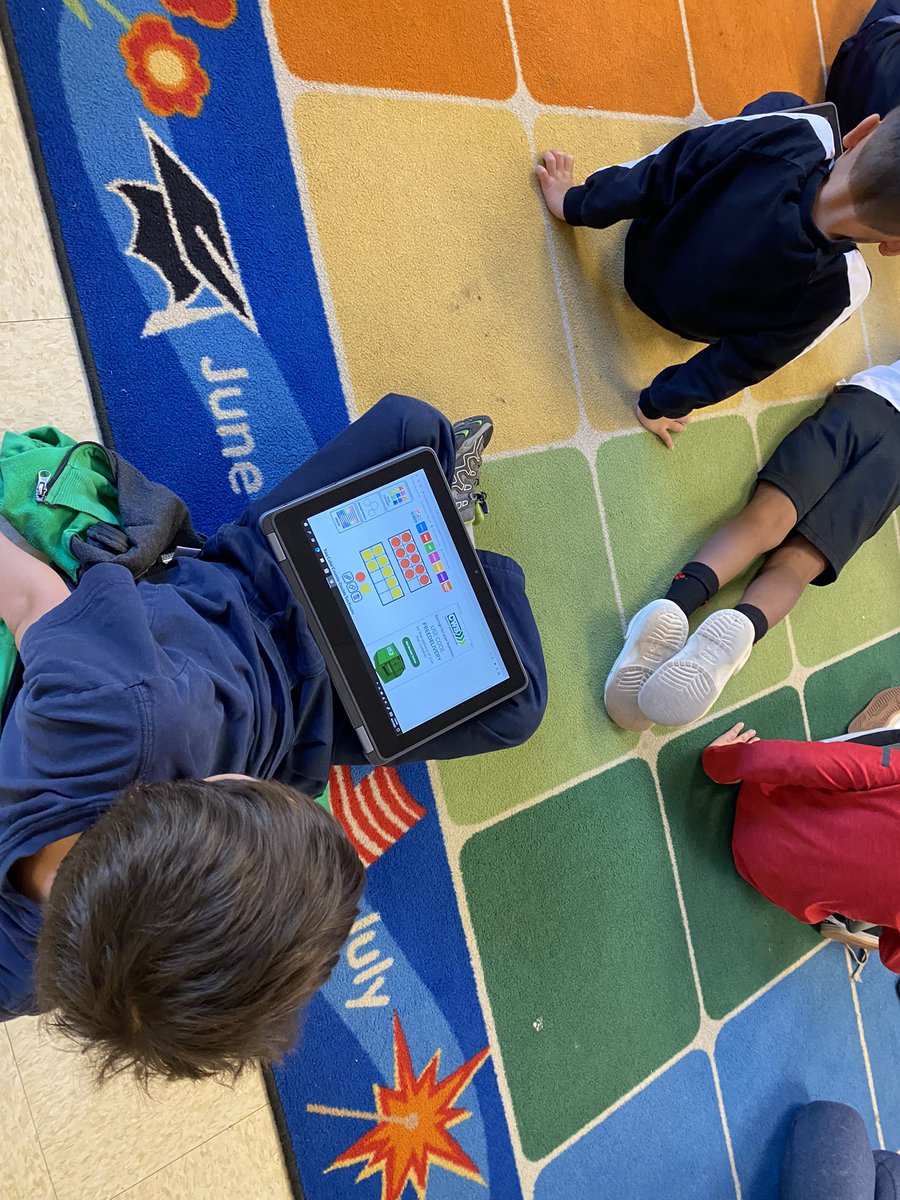KimberlyFree4's tweet photo. Using 10 frames to model making a friendly number (9 strategy)! #firstgradefun
@patriotsccsd https://t.co/cKa6tORK10