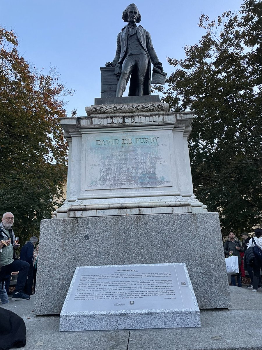 The #DaviddePury monument in @Etat_Neuchatel has now a new explanation. Inaugurated today, you can read it in many languages here 👇🏽 neuchatelville.ch/fr/sortir-et-d…