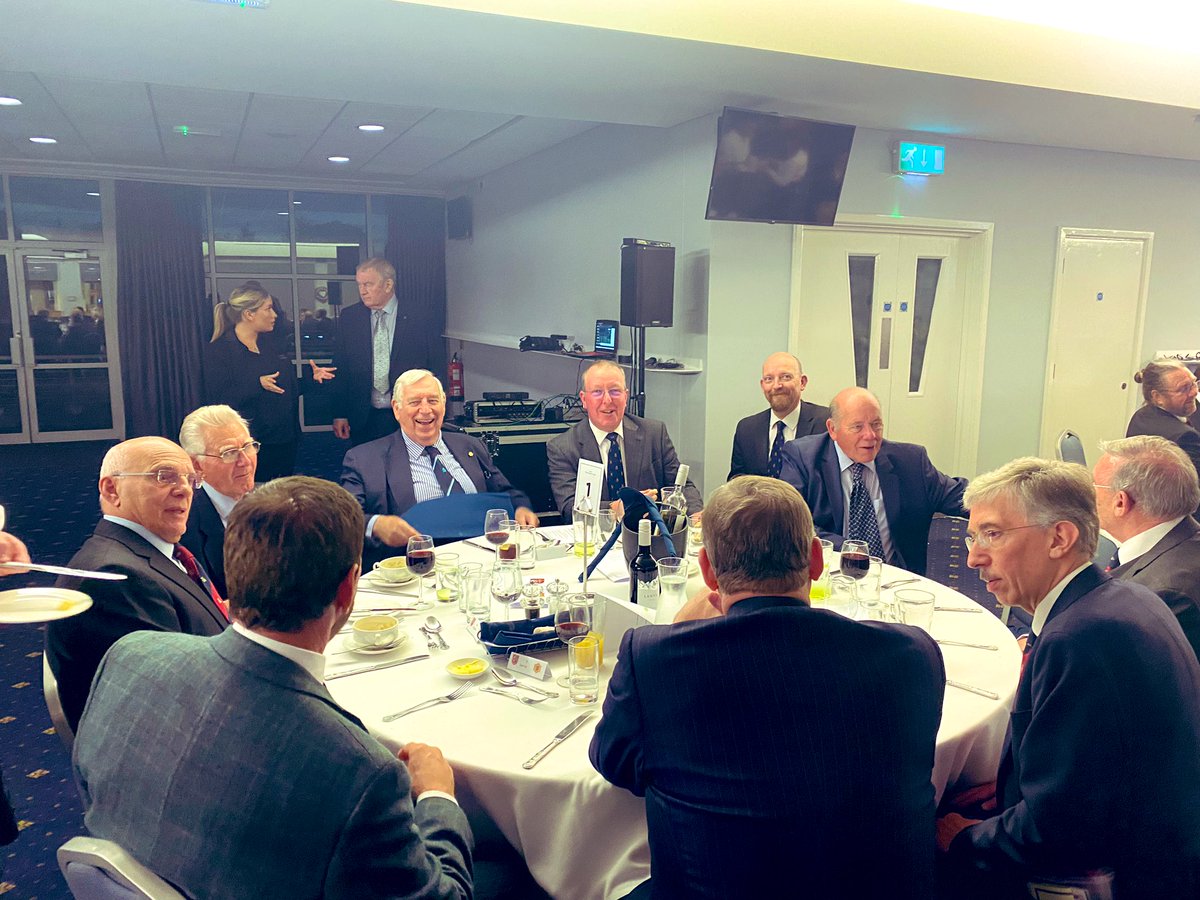 North Harrow L6557 tweet media