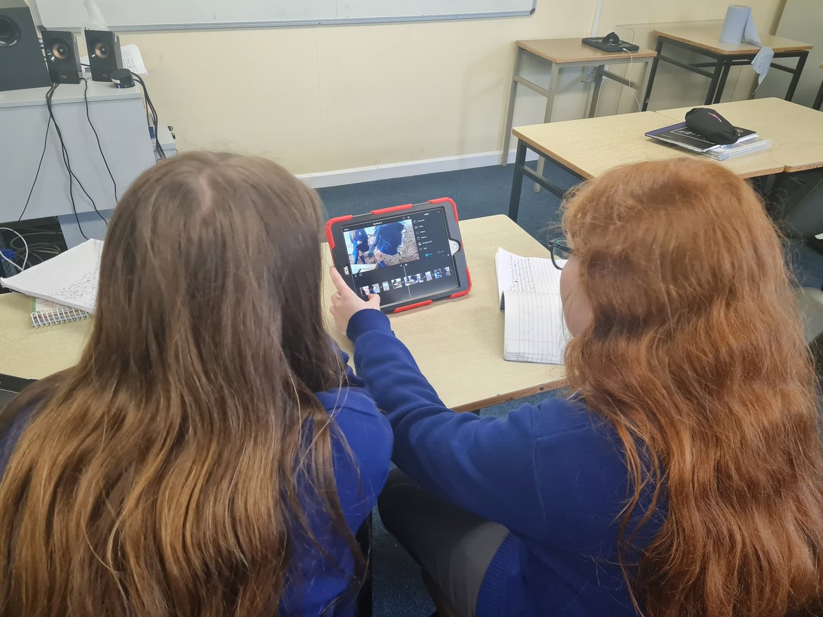 KevinDowling19's tweet photo. My 2nd Year students had great fun being creative with @jctEnglish Spooky Setting writing, before filming real-life versions of their work! @MaryLowry6 @INOTEnews @Joe_Rolston @conorsmurf @JCforTeachers @stjosephsrush @baleshales @NAPD_IE @FightingWordsIE @sarfern @CarlowBhoy88 https://t.co/9ozcIX0LSs