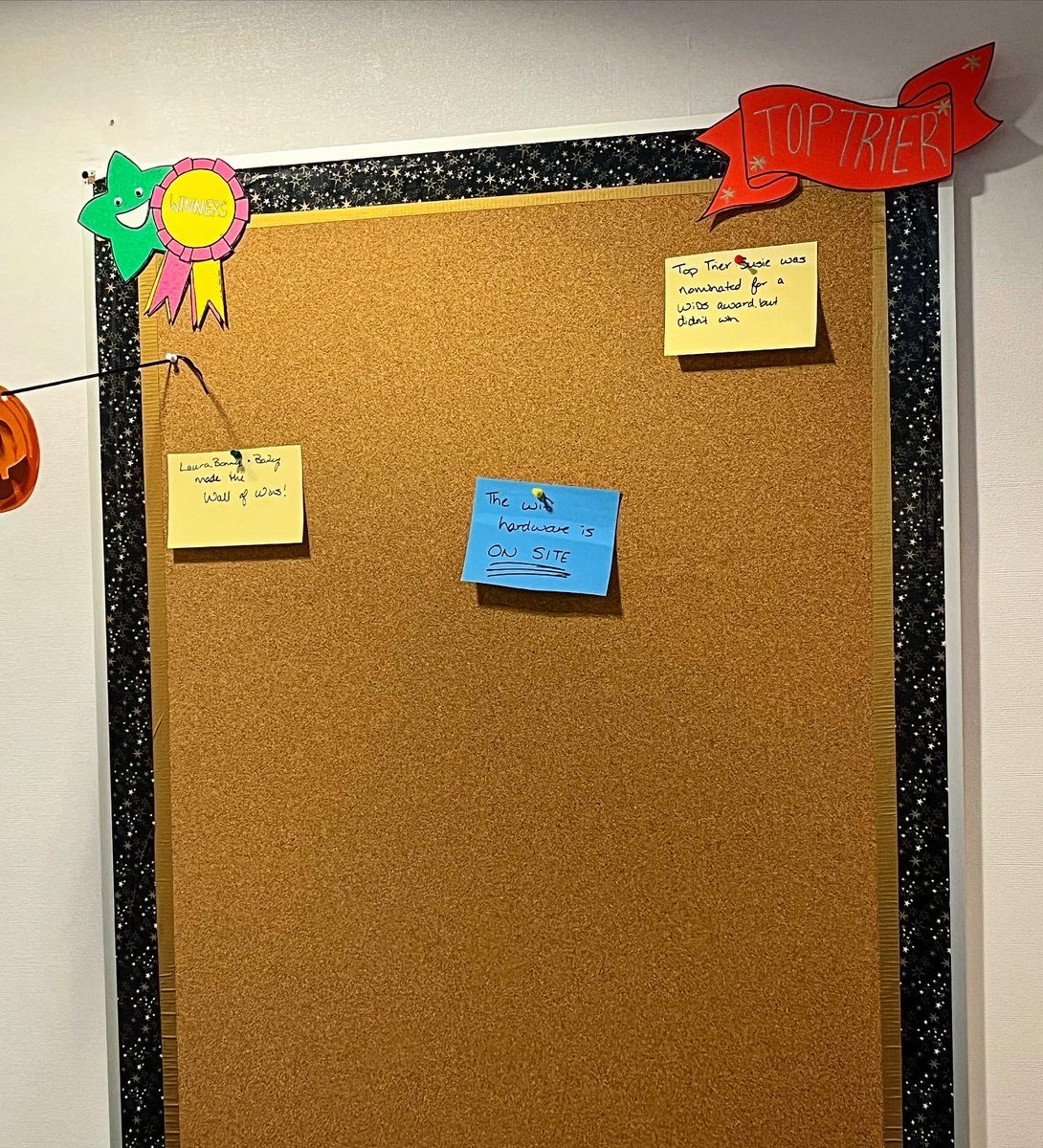 CSAShrivenham's tweet photo. ⭐️💫Wall of Wins💫⭐️ A new addition to the research building at Shrivenham!! We are looking to celebrate the achievements of our researchers. If you are around, come and and have a look 😁 #cranfield #cranfielduniversity #hellocranfield https://t.co/k1BLJ03c6y