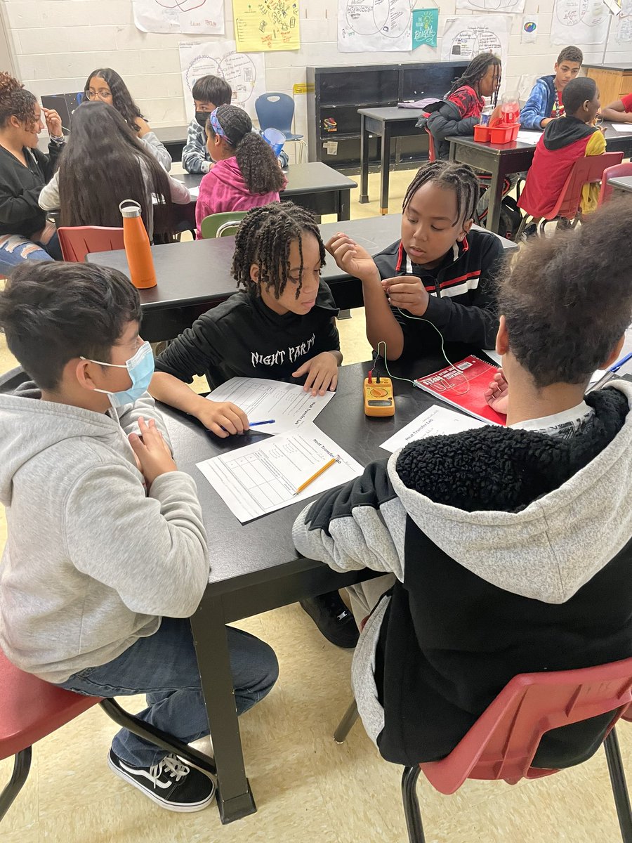 Neal 6th grade students are engaged in a Heat Transfer lab in Science class. District MS Science Coach Terri Ray offers assistance to students for understanding. #ANewEra #RiseUp #WeAreNeal <a href="/MrTCovington/">Terrence Covington</a> <a href="/ne1smilez/">Nicole Coley Edwards</a> <a href="/tawandahedgspe2/">Tawanda Hedgspeth Ed.S</a> <a href="/pmubenga/">Pascal Mubenga, PhD.</a> @DJonesDPS