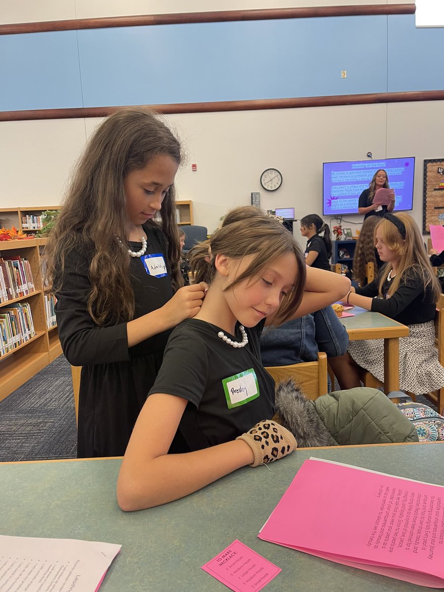JresFrc's tweet photo. ✨JRES Leading Ladies✨We are so excited to begin our first ever JRES Leading Ladies Program! Our first meeting hosted 70 young ladies and they received their signature Leading Ladies pearls. Thank you to all the volunteers…we could not be successful without you. @JresRockets https://t.co/e8KBqNS67w