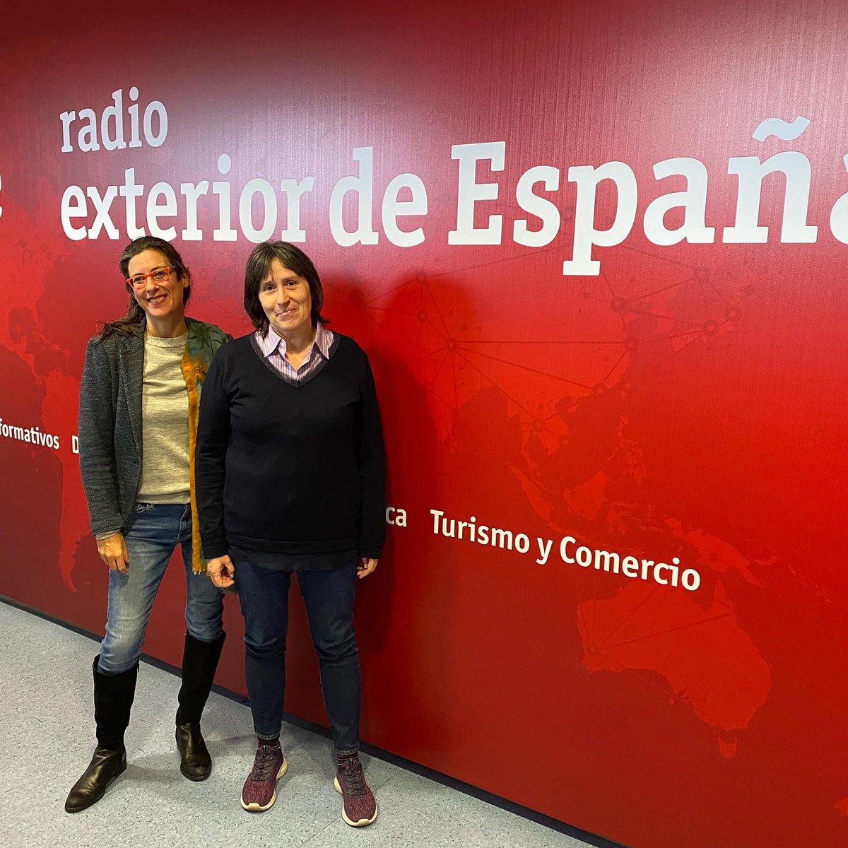 EspinosMarta's tweet photo. 🎙Entrevista en el programa @ArtesferaRNE para hablar del #ProyectoMIR #MúsicosInternosResidentes de @CulturaEnVena_  y el Libro Blanco que hemos presentado la semana pasada en la #JornadaArteYSalud en el @MuseoThyssen. ¡Gracias, Maite Muniain! De próxima emisión 📻 @acercacom https://t.co/HwEUFthzEH