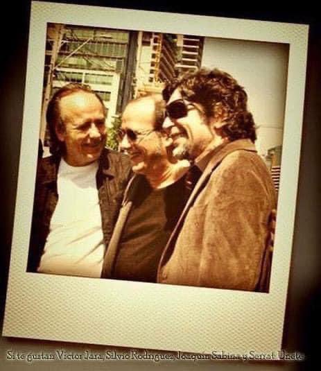fri_sol's tweet photo. Entre estos tipos y yo hay algo personal. 😍Serrat, Silvio, Sabina y Solano. https://t.co/KYnqrbrCin