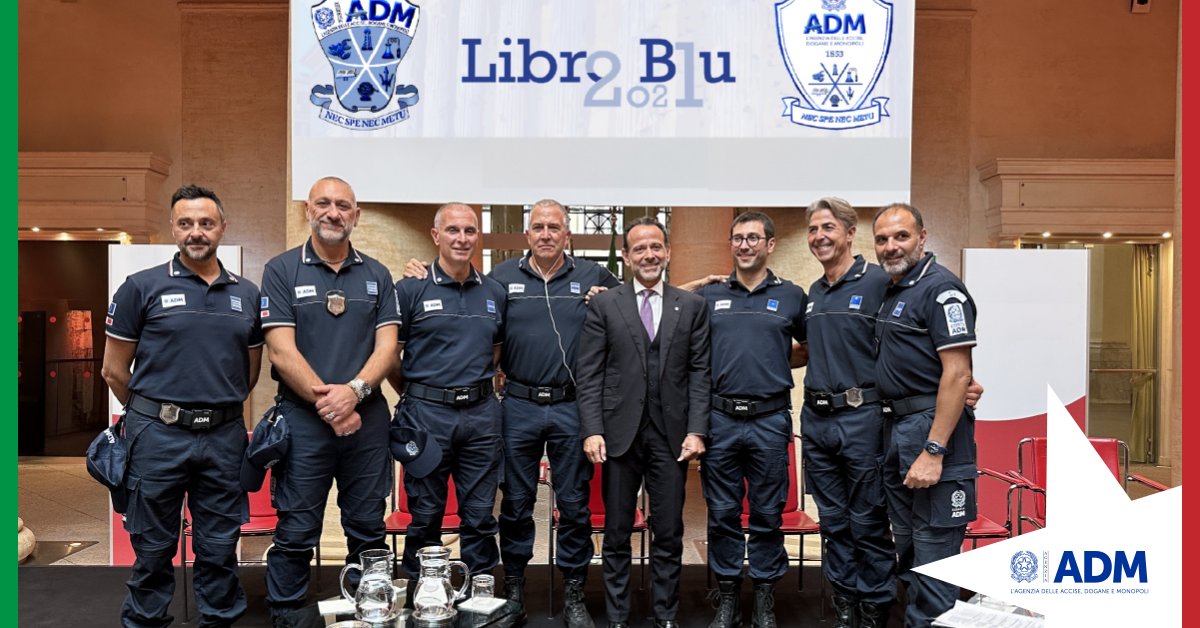 AdmGov's tweet photo. Il #LibroBlu è il documento che presenta i risultati operativi raggiunti annualmente da #ADMgov. Il testo integrale del #LibroBlu2021 è ora disponibile sul nostro sito istituzionale.
https://t.co/QDAWUkbD5p https://t.co/4UUKui2X6R