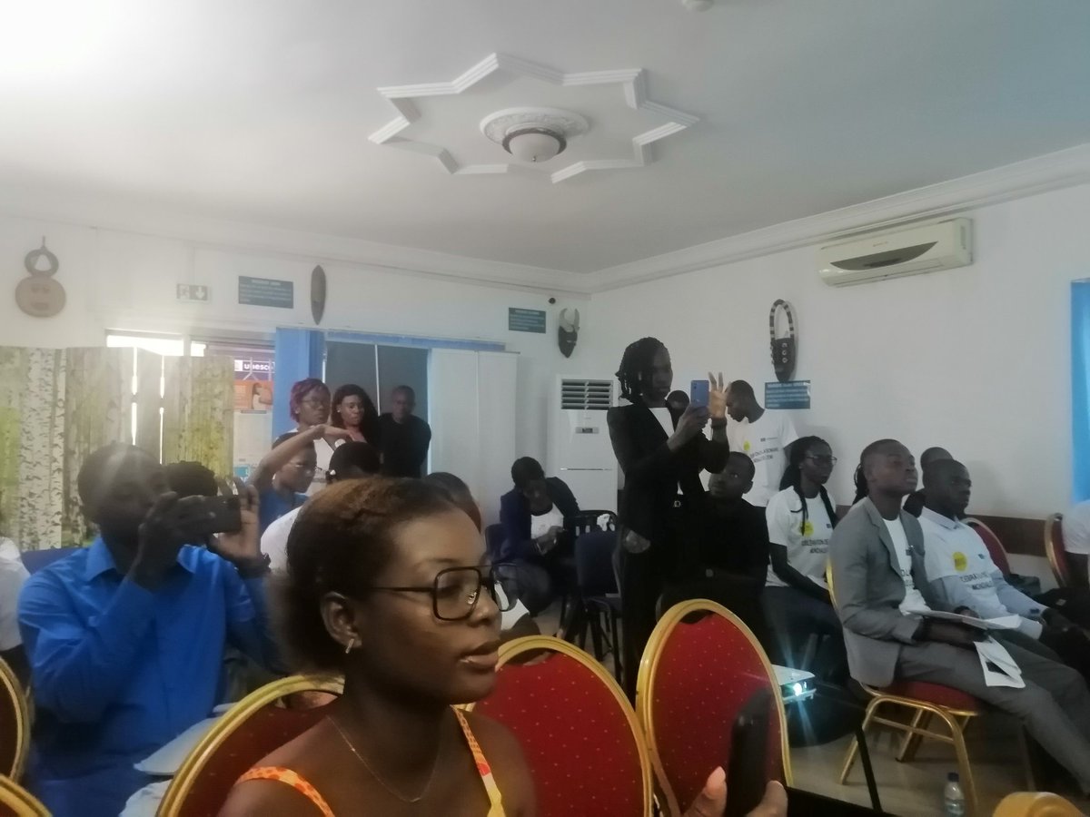 CelluleAntiFake's tweet photo. #CAFN
Nous sommes depuis ce matin à @UnescoAbidjan pour la célébration de la #SemaineMondialeEMI avec @LesBenevolesEmi
Une occasion majeure d’examiner et de saluer les progrès accomplis pour atteindre l’objectif « éducation aux médias et à l’information pour tous » https://t.co/BfOX8RbAur