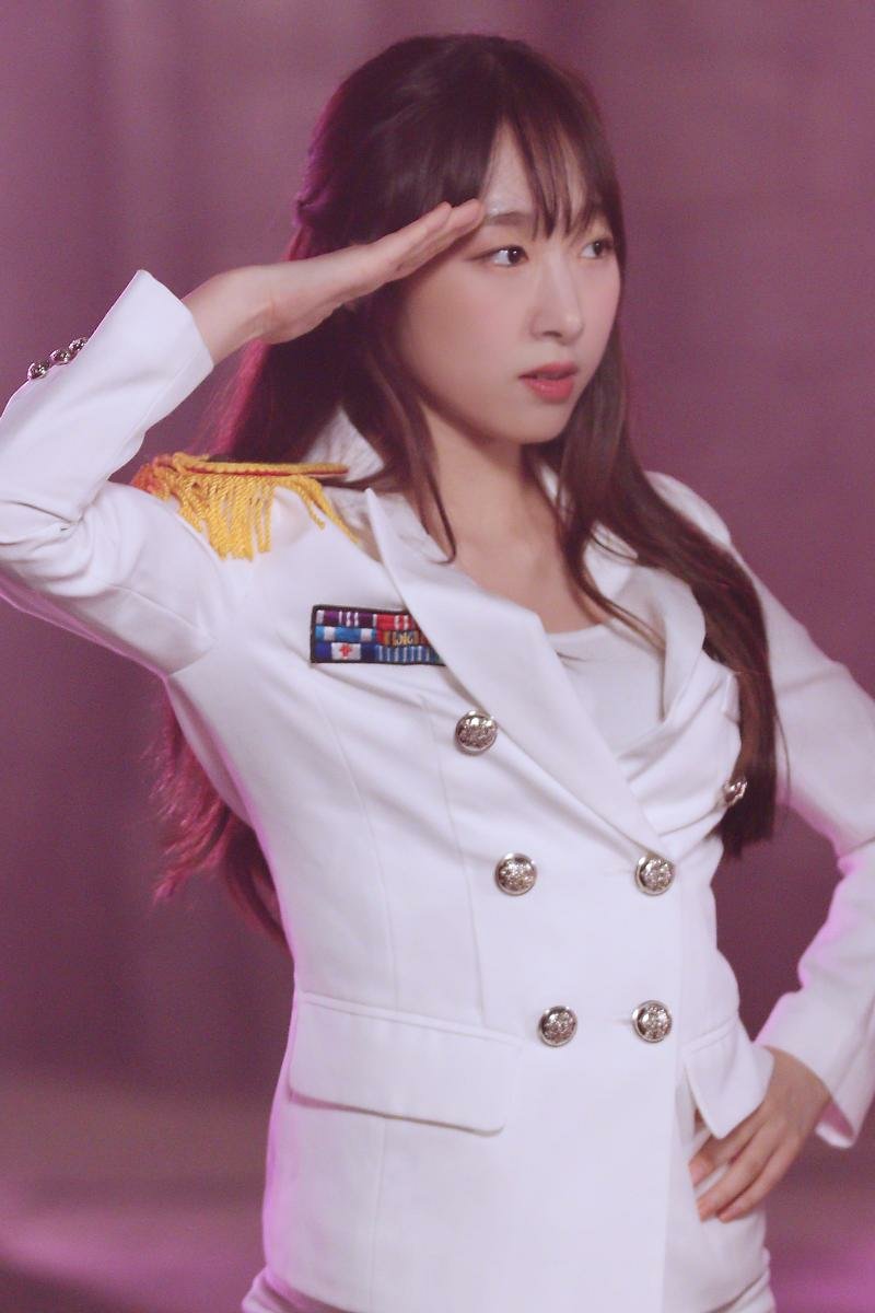 timeto_soobin's tweet photo. 191028 우정들의 GENIE♥ 우주소녀의 <올라운돌 – 소원을말해봐> 비하인드

#우주소녀 #WJSN #수빈 #SOOBIN https://t.co/1NAyID0lPd
