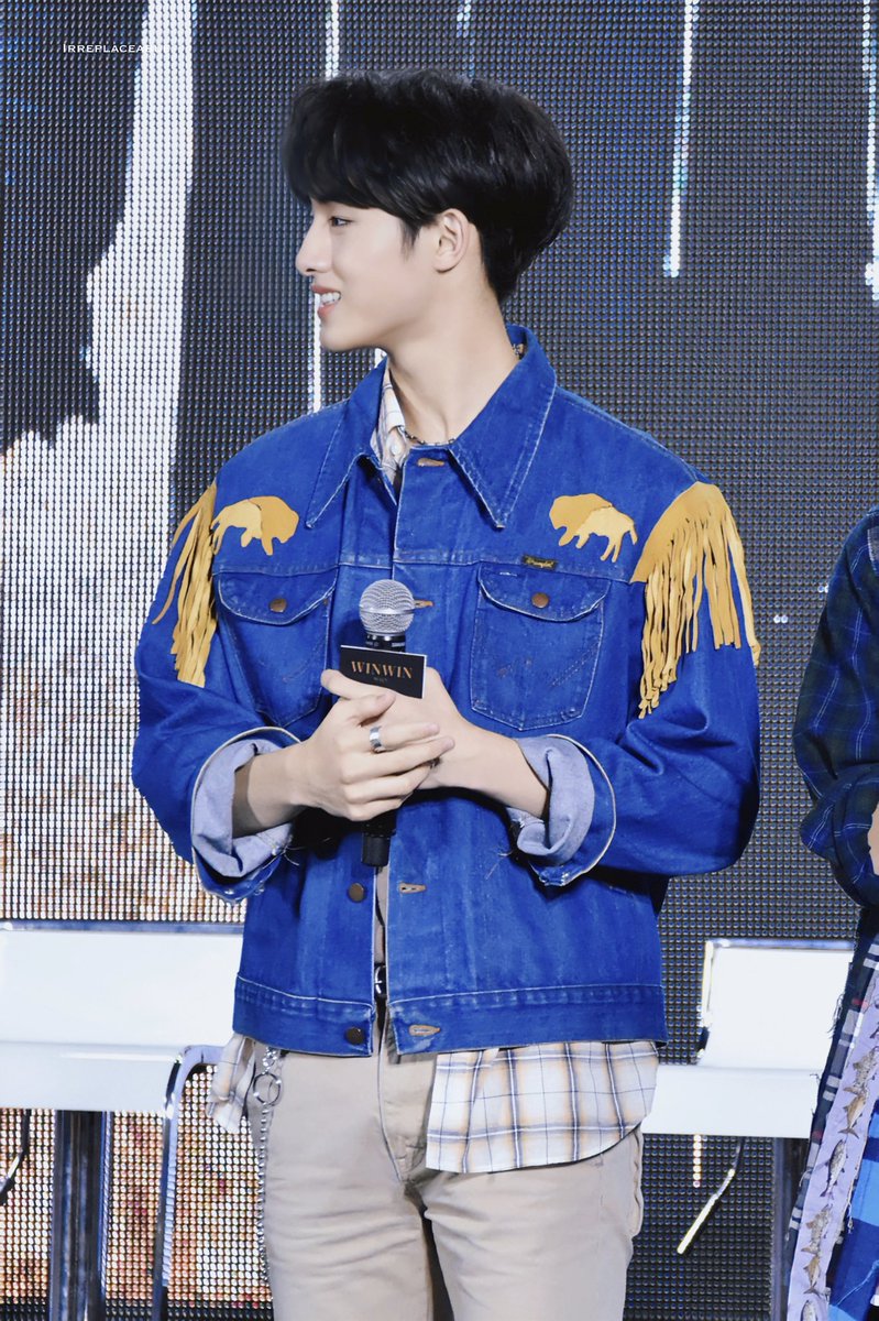 IrreplaceableWW's tweet photo. 191216

HAPPY WINWIN DAY

#WINWIN #董思成 #윈윈 #WayV #NCT https://t.co/7HOD6J639s