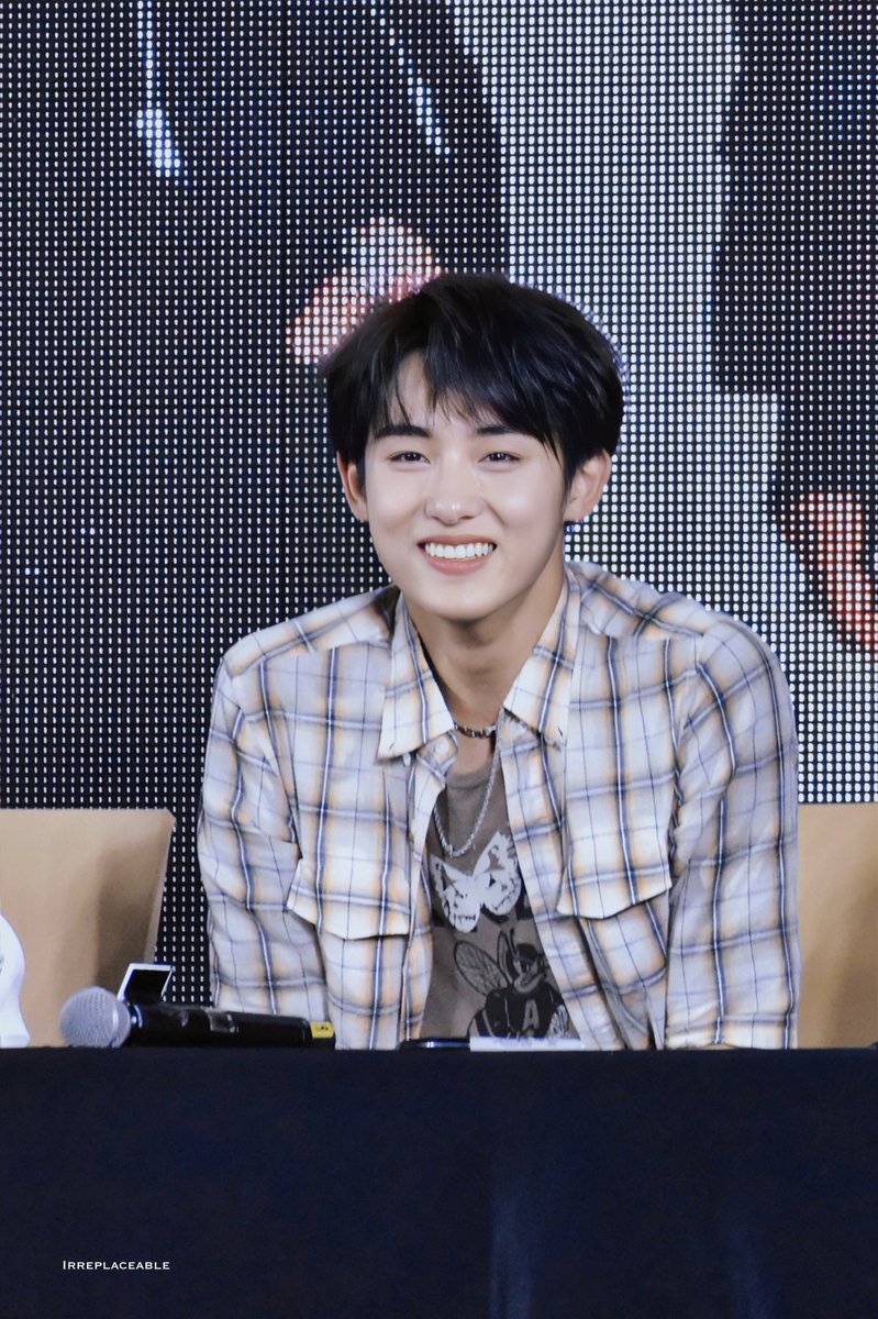 IrreplaceableWW's tweet photo. 191216

HAPPY WINWIN DAY

#WINWIN #董思成 #윈윈 #WayV #NCT https://t.co/7HOD6J639s