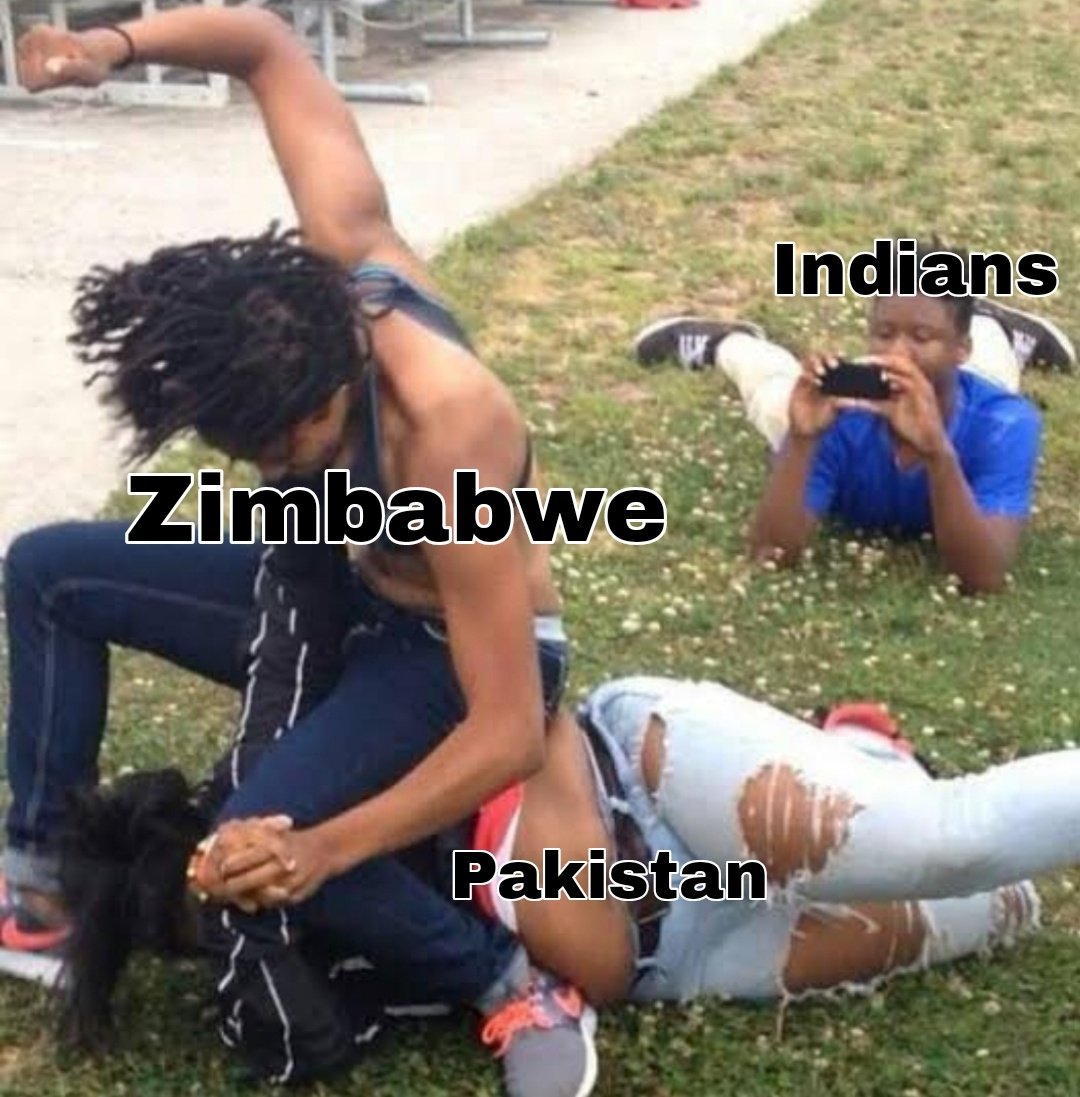 pranay_mahalle5's tweet photo. ZIMBABWE BEAT #PakistanCricket @TheRealPCB 😂😂😁😁😁🤣
अब ये @mominsaqib 🐕🐕🐕🐕🐕🐕🐕🐕🐕🐕🐕🐕🐕 कुत्ता भौंक नहीं रहा है #PAKvsZIM #T20WorldCup2022 #T20CWC2022 https://t.co/2lIYPQDVgu