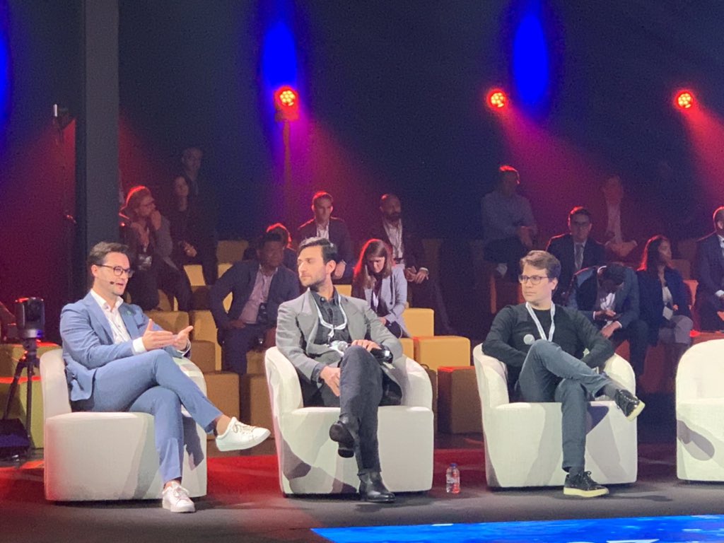 andreeafc's tweet photo. Our partner @PFestal on stage @NewSpaceEurope proudly introducing @LunarOutpostInc and #TheExplorationCompany, 2 of our portfolio companies working hard to take us all back to the #Moon! #newspace #vcs https://t.co/BBw1INwux2