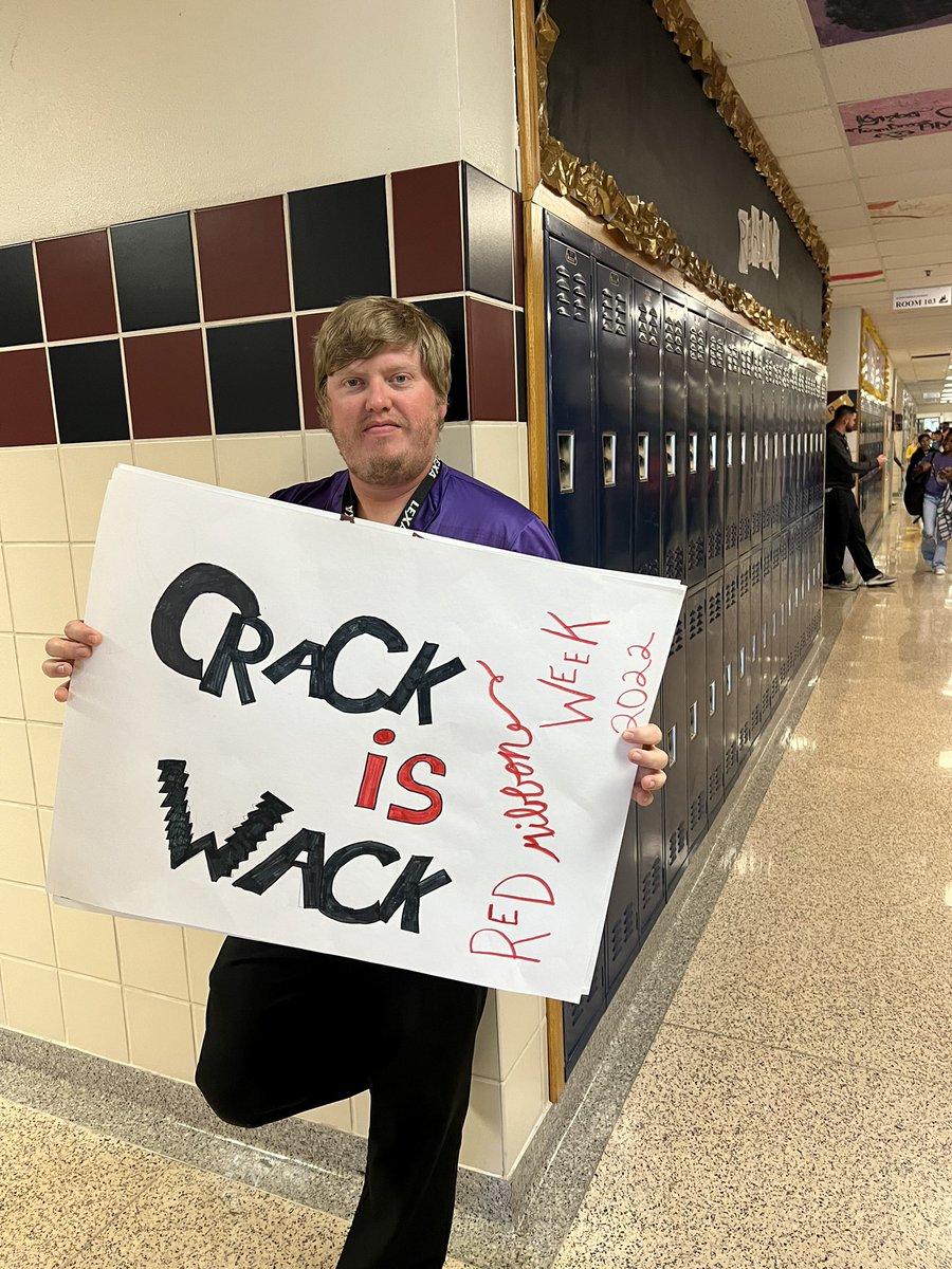 Red Ribbon Week at AMS- We are killing the vibes about using drugs!! #BullyFree #DrugFree #AwesomeTeachers <a href="/AMSpirates/">AMS</a> <a href="/granburyisd/">Granbury ISD</a> @ActonMS_AVID