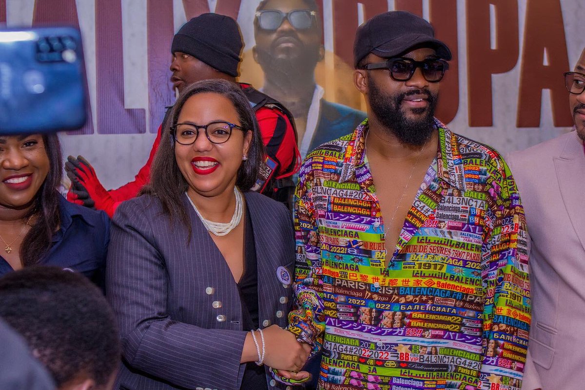 JohnnyLyba's tweet photo. Nous étions présents pour accompagner l’artiste @fallyipupa01 à sa conférence de #Presse . Nous vous invitons à venir nombreux ce 29 Octobre pour l’honneur de la musique et la culuture congolaise. @BralimaSA @Rawbank_sa @Vodacomcongo https://t.co/3d76GydvZx