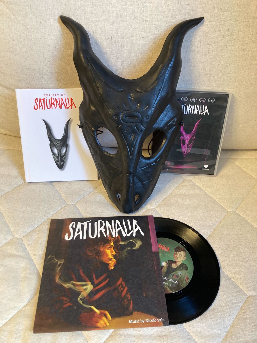 brokenarmsgames's tweet photo. Congrats to our friends at @santaragione releasing today #Saturnalia , go grab a free copy 👇 perfect entertainment for the Halloween weekend 👻
#horror #spooky #indiegame #gamedev #italiangamedev #freegame
https://t.co/KISQ8lmpSY https://t.co/8rQvke47ND