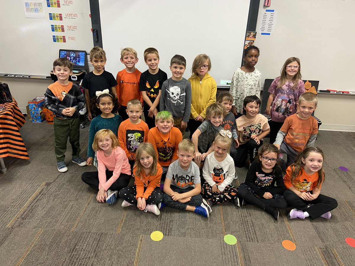 MsSchlenker's tweet photo. Orange you glad you’re drug-free? #RRWeek #MorrisJays https://t.co/GfWfjaI6PK