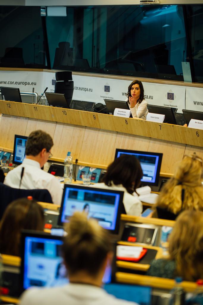 Discussing trade integration in uncertain economic times during the #markets session, MEP @AnnaAsimakopoul highlighted the need to ratify #FTAs: 'It's more important that we negotiate FTAs in the first place. It's time for a new generation of EU #Trade deals.' #Chambers4EU